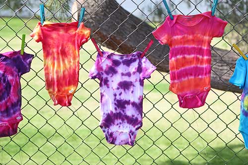 Throw a Tie Dye Onesie Party at your next Baby Shower!